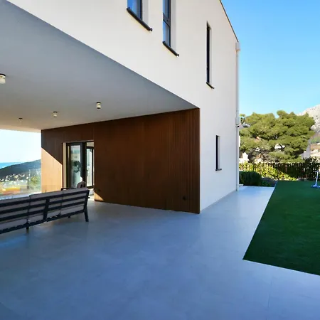Villa Moderna 